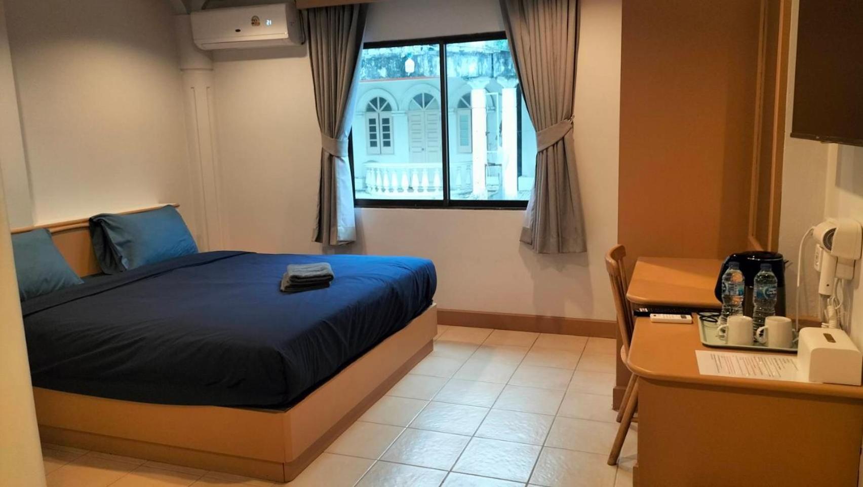 Jb House Patong Hostel Εξωτερικό φωτογραφία